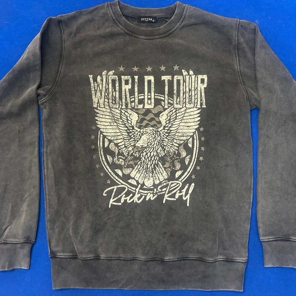 y2k Faded black eagle sweatshirt